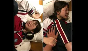 Cảnh thứ hai là một cô gái có giọng nói ngọt ngào và khuôn mặt xinh đẹp, chiếc ghế sofa lụa đen gợi cảm, đang chạm vào âm hộ của cô ấy, đang thổi kèn, vặn vẹo cơ thể cô ấy, dụ dỗ cô ấy cưỡi và quan hệ mạnh bạo...